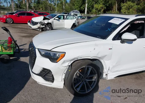 2021 Audi Q3 Premium 45 Tfsi S Line Quattro Tiptronic z USA, uszkodzony, nr VIN WA1DECF33M1082113